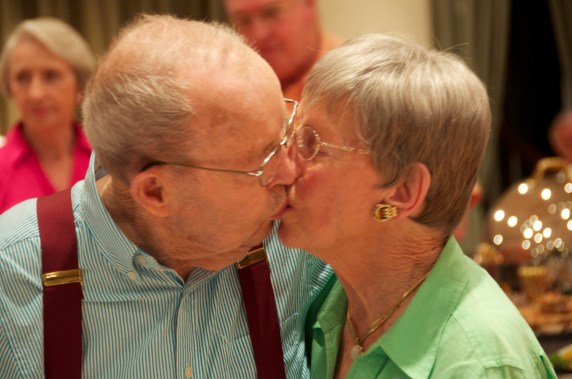 Homer, kissing his bride of 70 years, June 2013